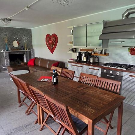 Casa Romantica Colico Eksteriør bilde